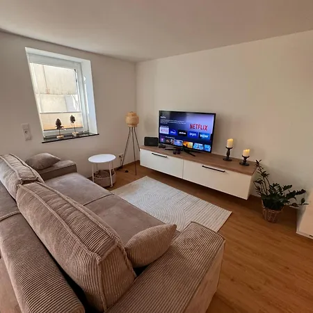 Liebevolle Neubauwohnung Im Souterrain Lägenhet