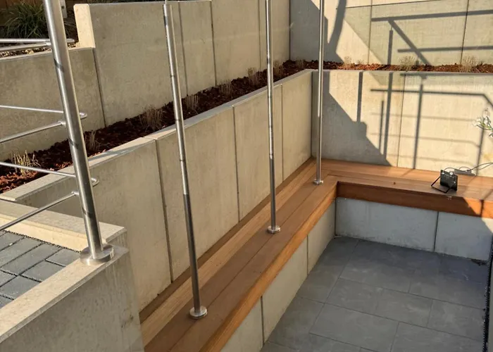 Liebevolle Neubauwohnung Im Souterrain Apartment Sprockhoevel